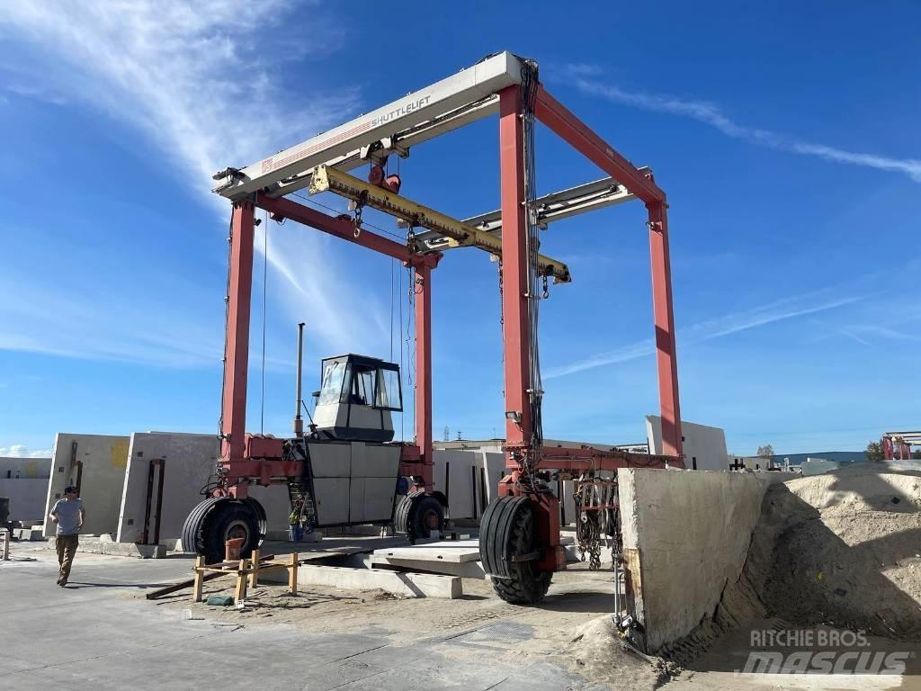Shuttlelift ISL30 Grues tout terrain