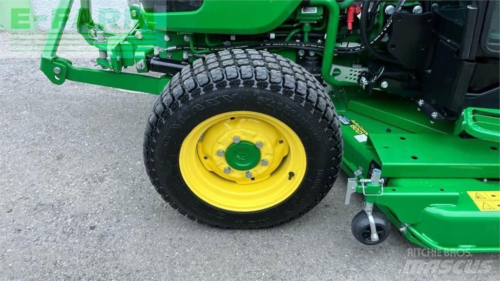 John Deere 3046R Tracteur