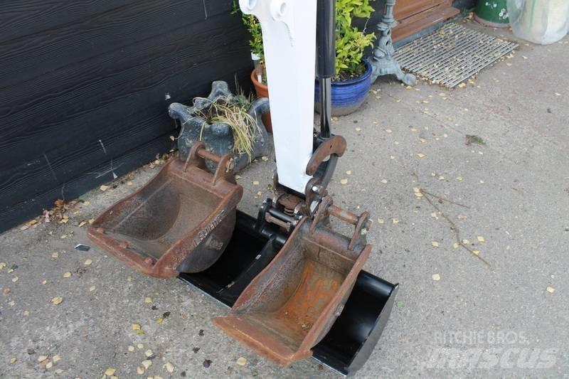 Bobcat E 19 Mini pelle < 7t