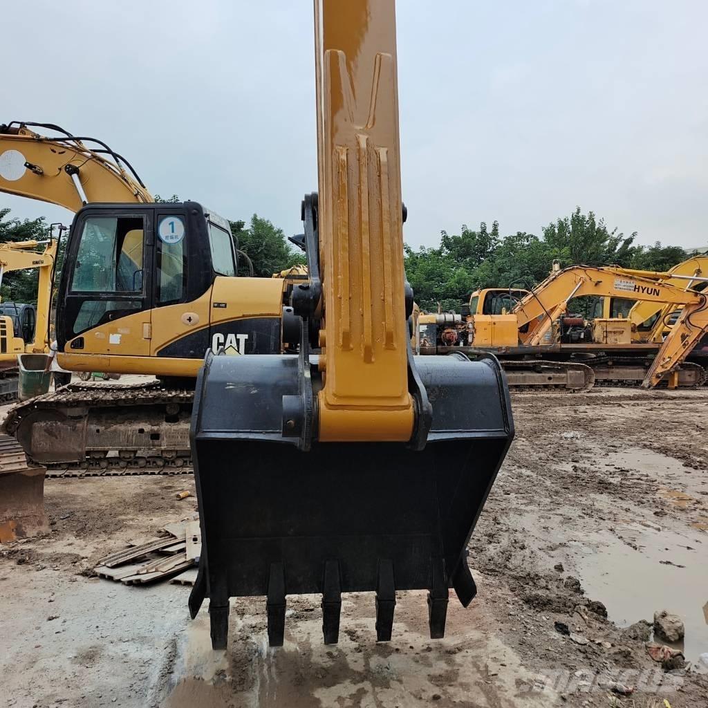 Sany SY 215 C Pelle sur chenilles