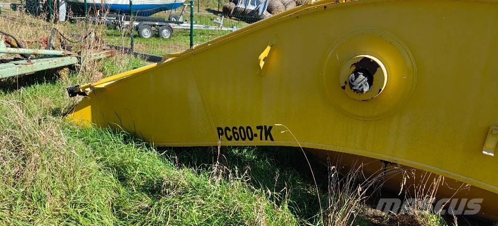 Komatsu PC 600-7K Bras et Godet