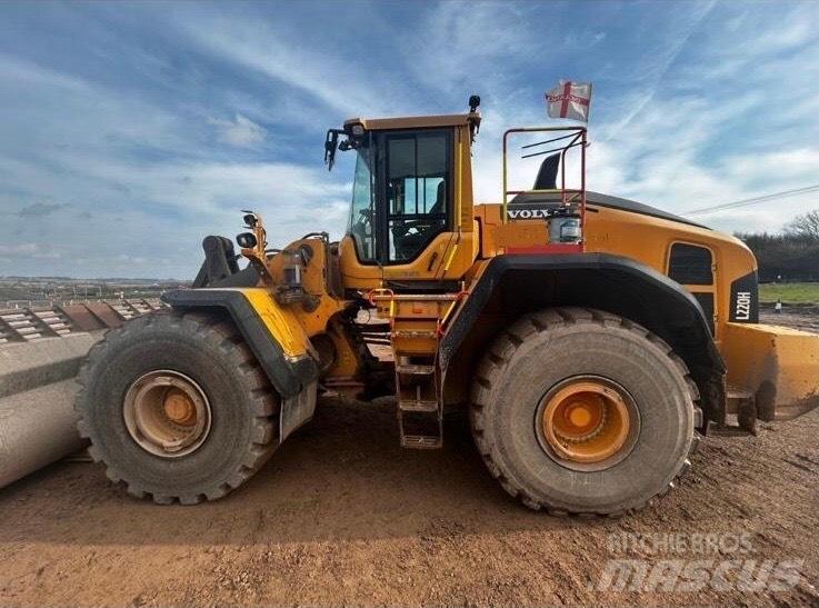 Volvo L 220 H Chargeuse sur pneus
