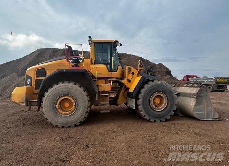 Volvo L 220 H Chargeuse sur pneus