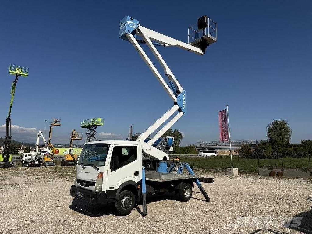 Socage DA320 Camion nacelle