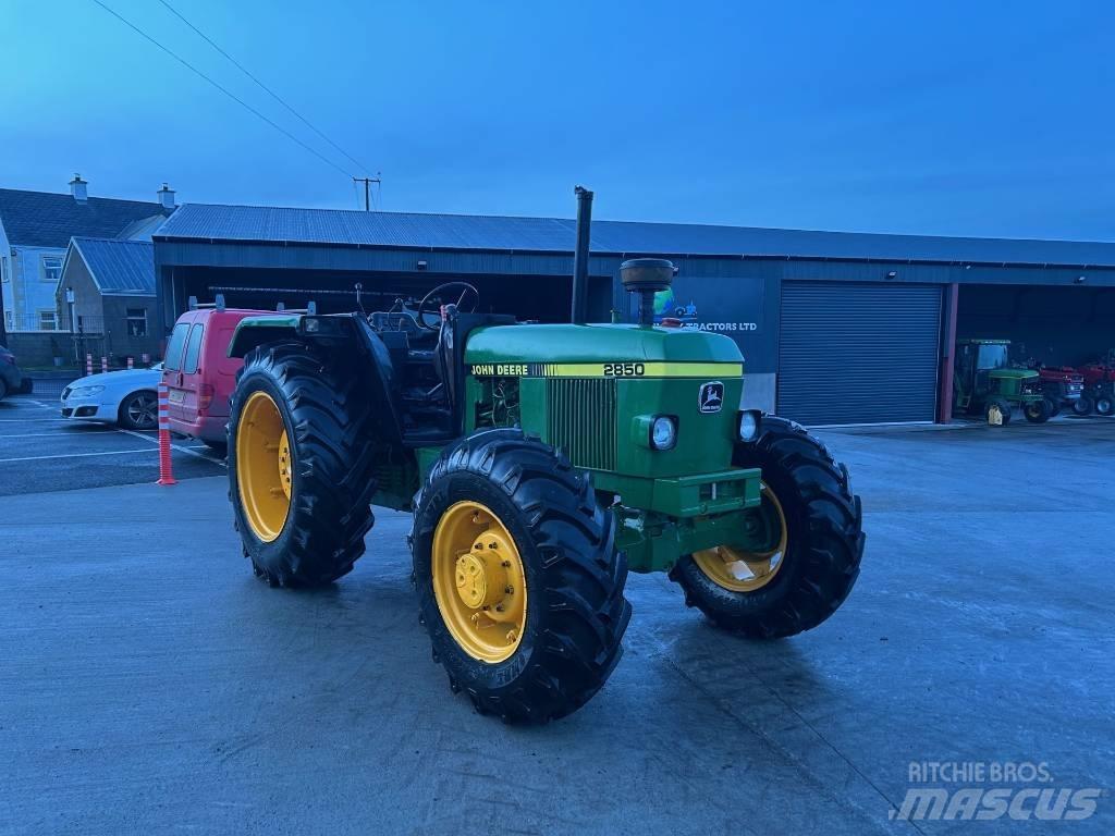 John Deere 2850 Tracteur