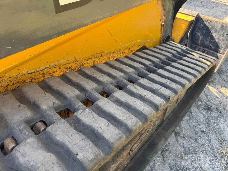 John Deere 325G Chargeuse compacte