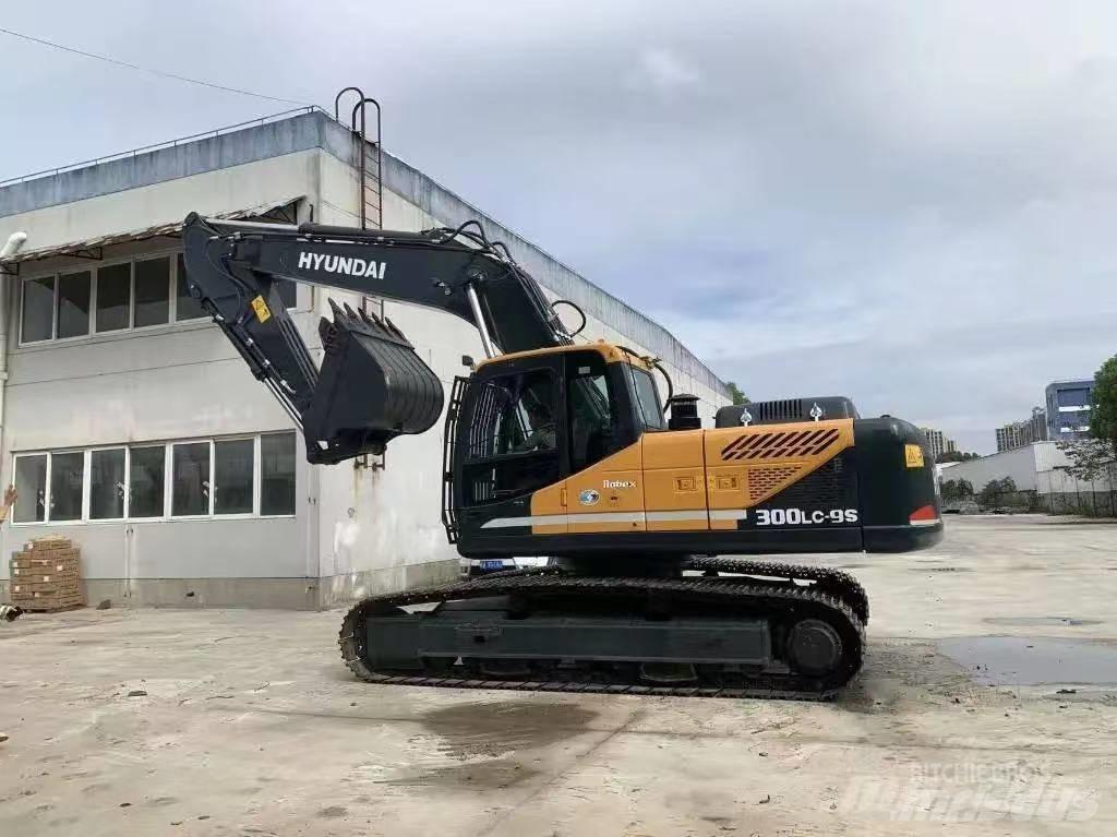 Hyundai 300-9 Pelle sur chenilles