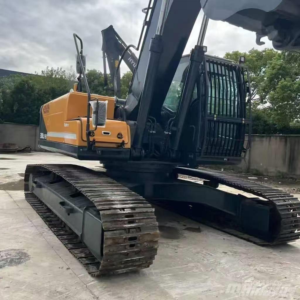 Hyundai 300-9 Pelle sur chenilles