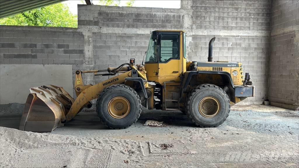 Komatsu WA 320-3H Chargeuse sur pneus