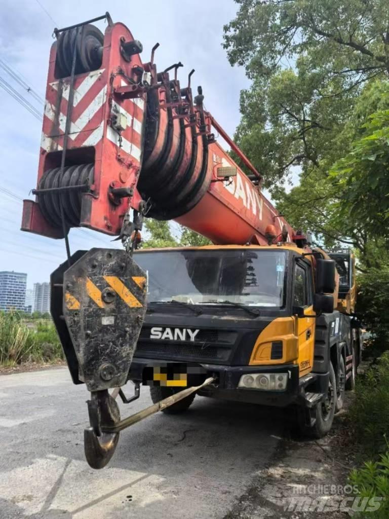 Sany STC 1000 Grues tout terrain