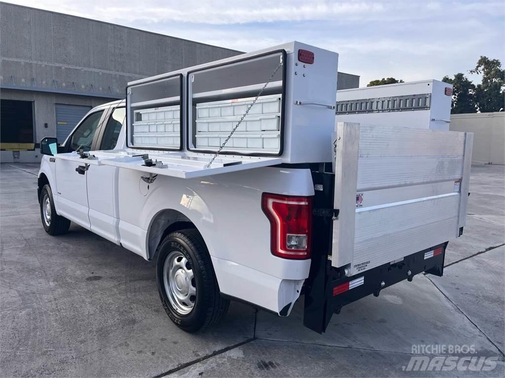 Ford F-150 Utilitaire benne