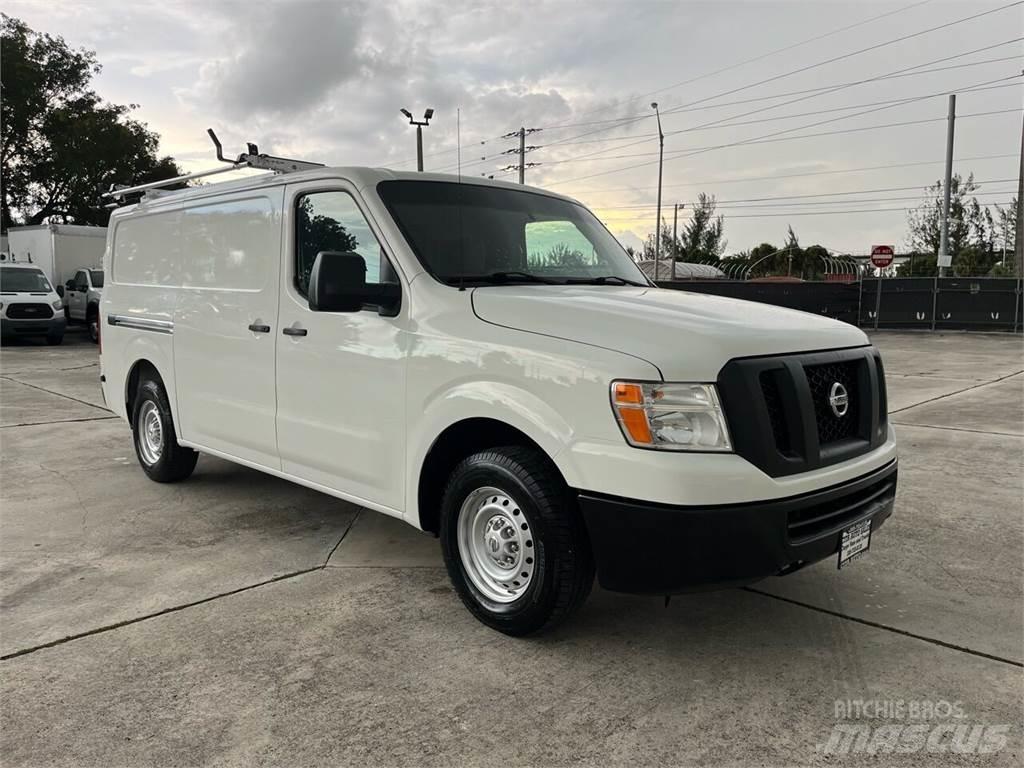 Nissan NV Fourgon