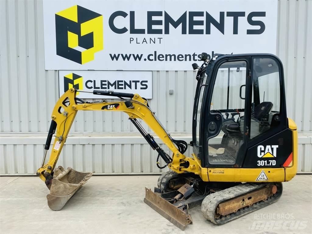 CAT 301.7D Mini pelle < 7t