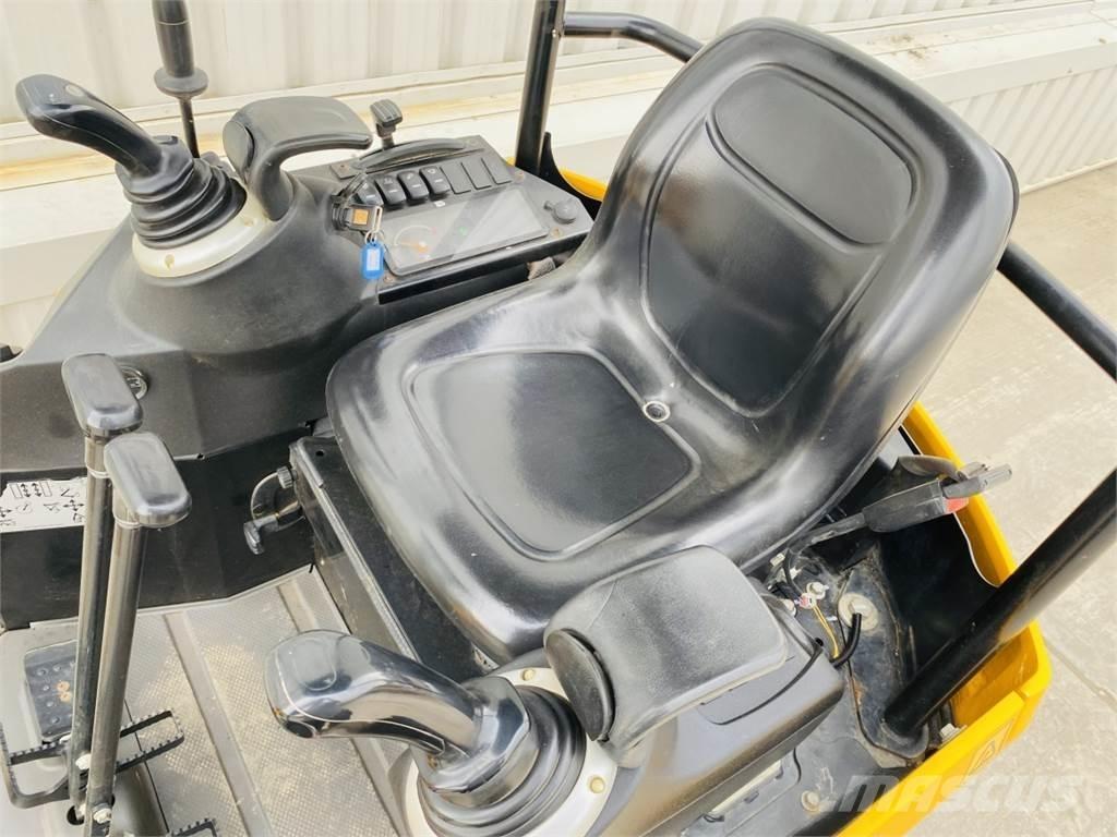 JCB 18Z-1 Mini pelle < 7t