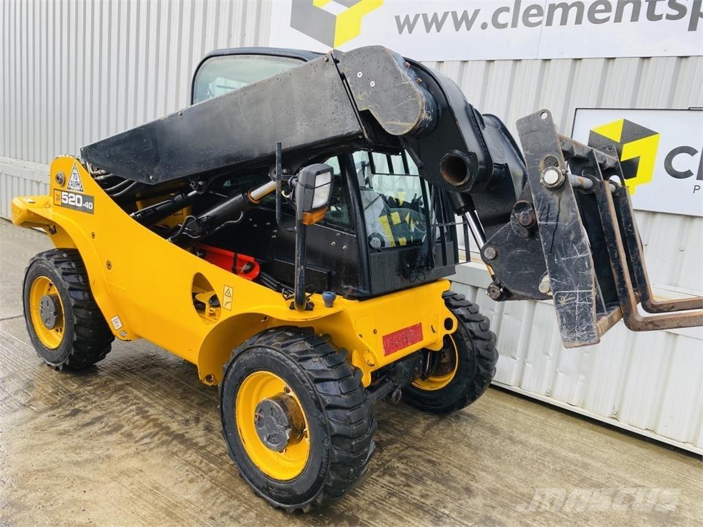 JCB 520-40 Chariot télescopique