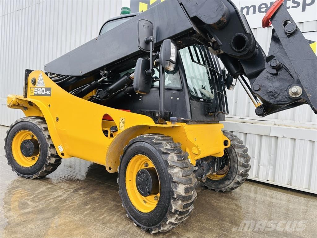 JCB 520-40 Chariot télescopique