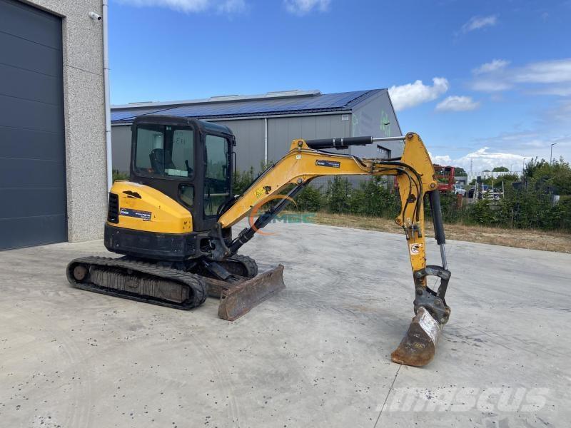 Bobcat E 35 Pelle sur pneus