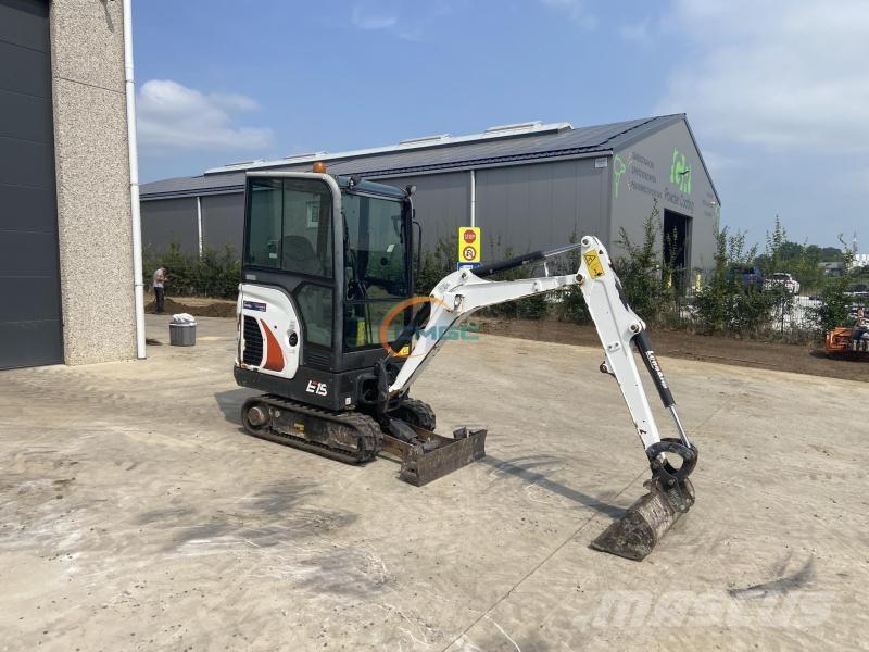 Bobcat E19 Pelle sur pneus
