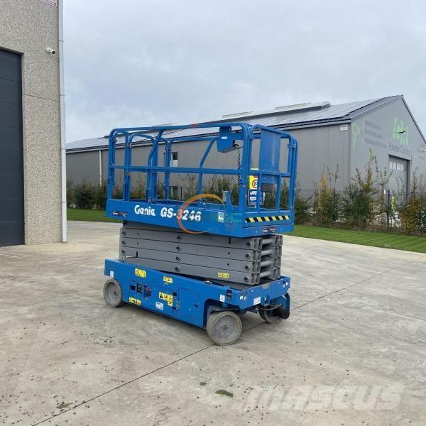 Genie GS-3246 Nacelles articulées