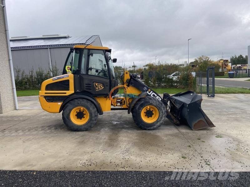 JCB 409 Chargeuse sur pneus