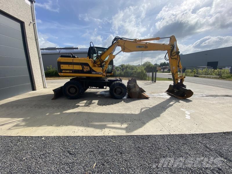 JCB JS145W Pelle sur pneus