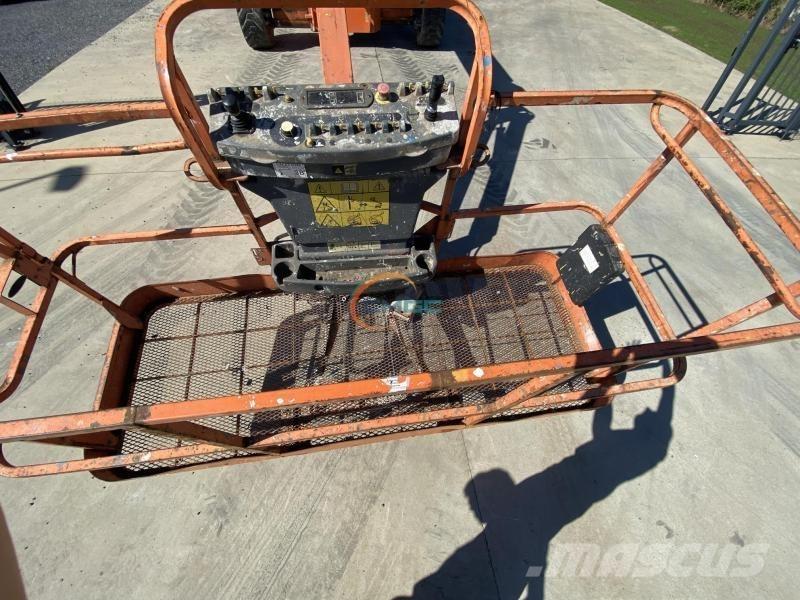 JLG 1250AJP Nacelles articulées