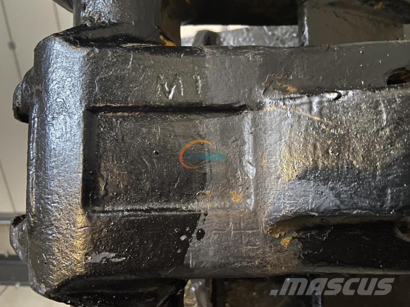 Montabert SC 22 Marteau hydraulique