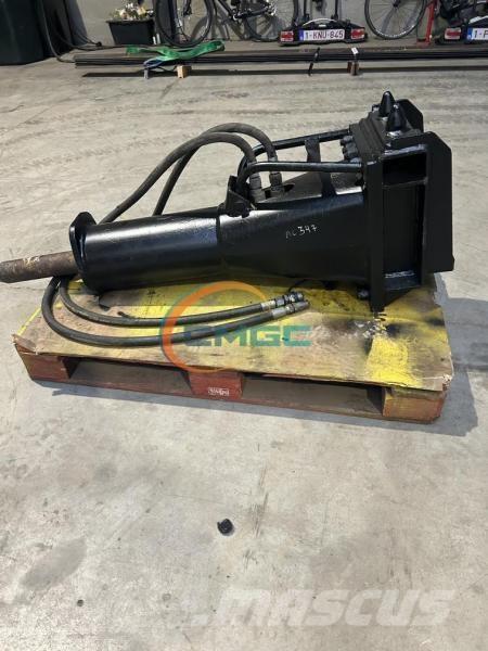 Montabert SC 28 Marteau hydraulique