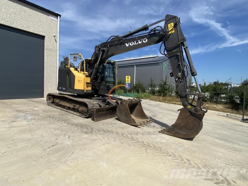 Volvo EC45 Pelle sur pneus