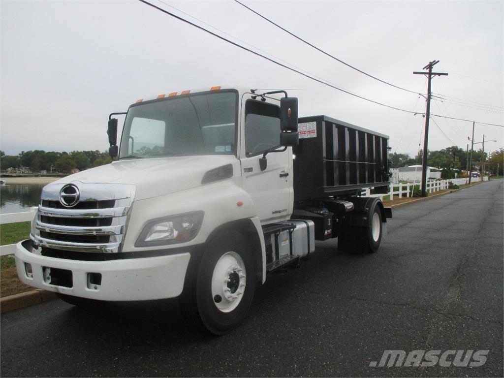 Hino 268 Camion ampliroll