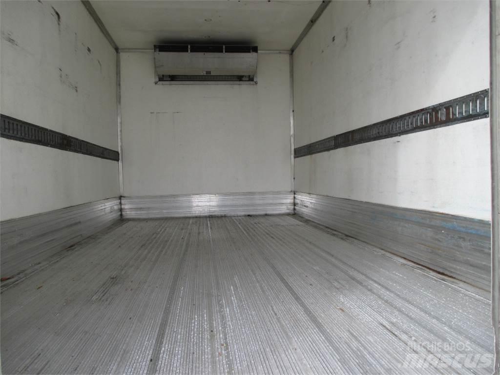 Isuzu NQR Camion frigorifique