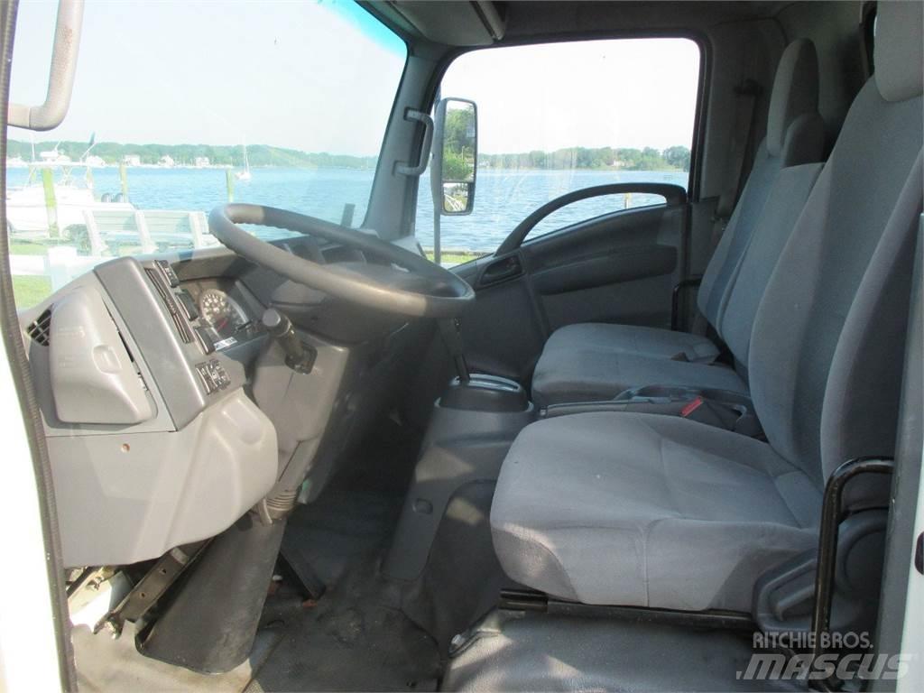 Isuzu NRR Camion frigorifique