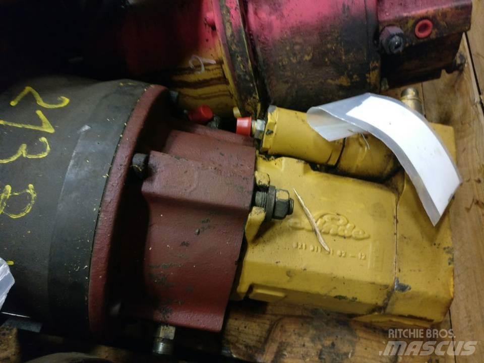 CAT 213B Hydraulique