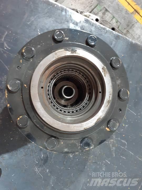 CAT 224B Transmission