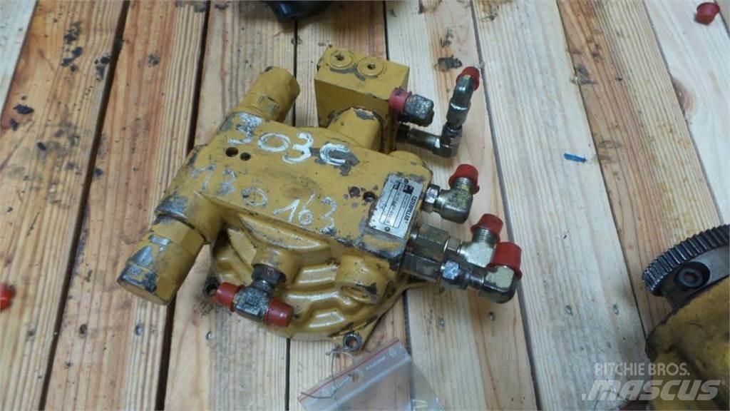 CAT 303C Hydraulique