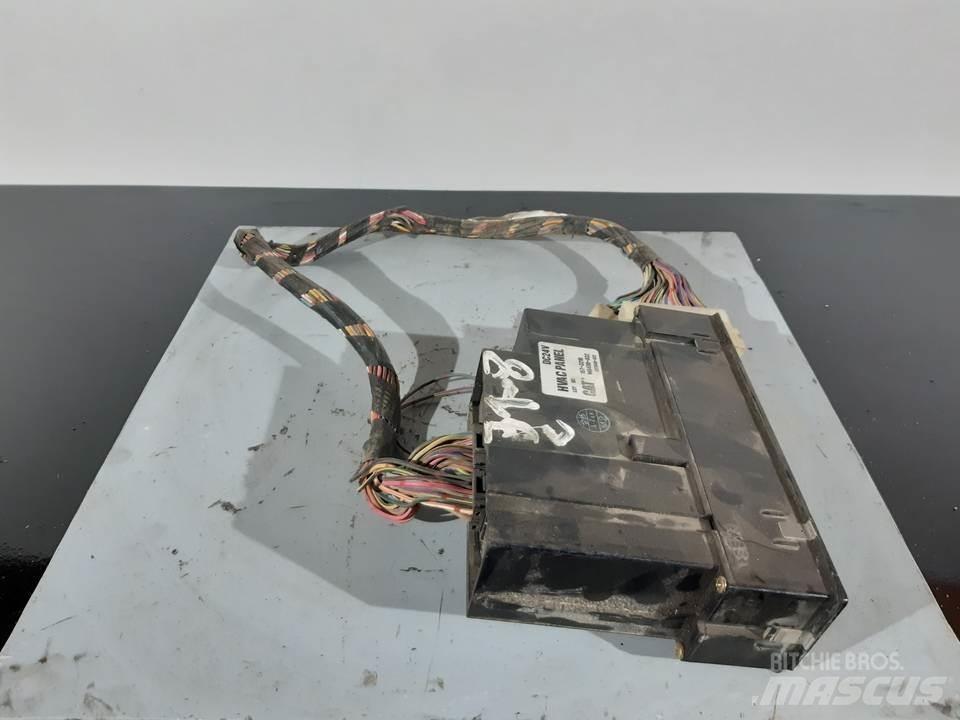 CAT 318C Cabine
