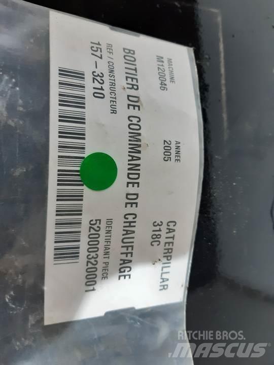 CAT 318C Cabine