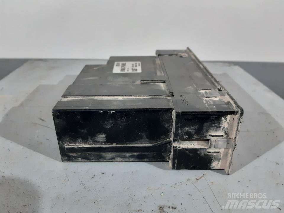 CAT 318C Cabine