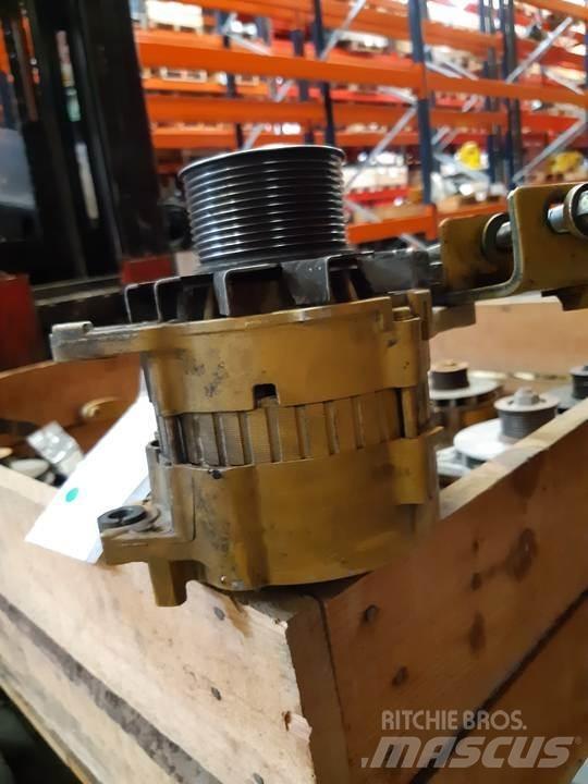 CAT 320DL Moteur
