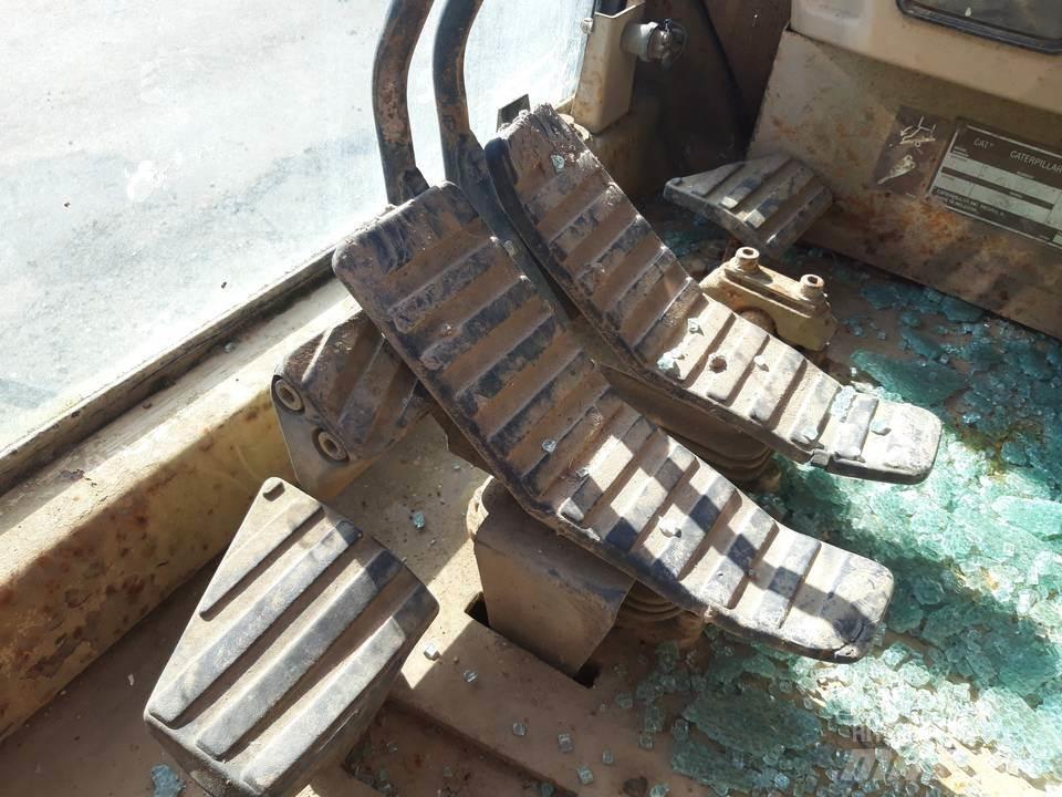 CAT 325LN Cabine