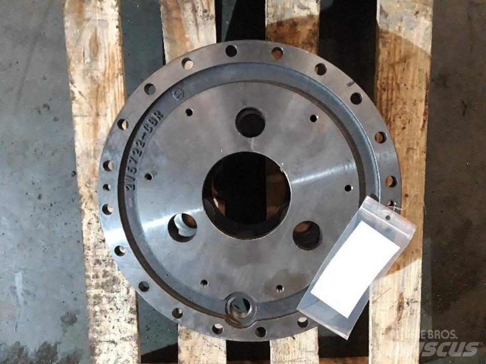 CAT 735 Transmission