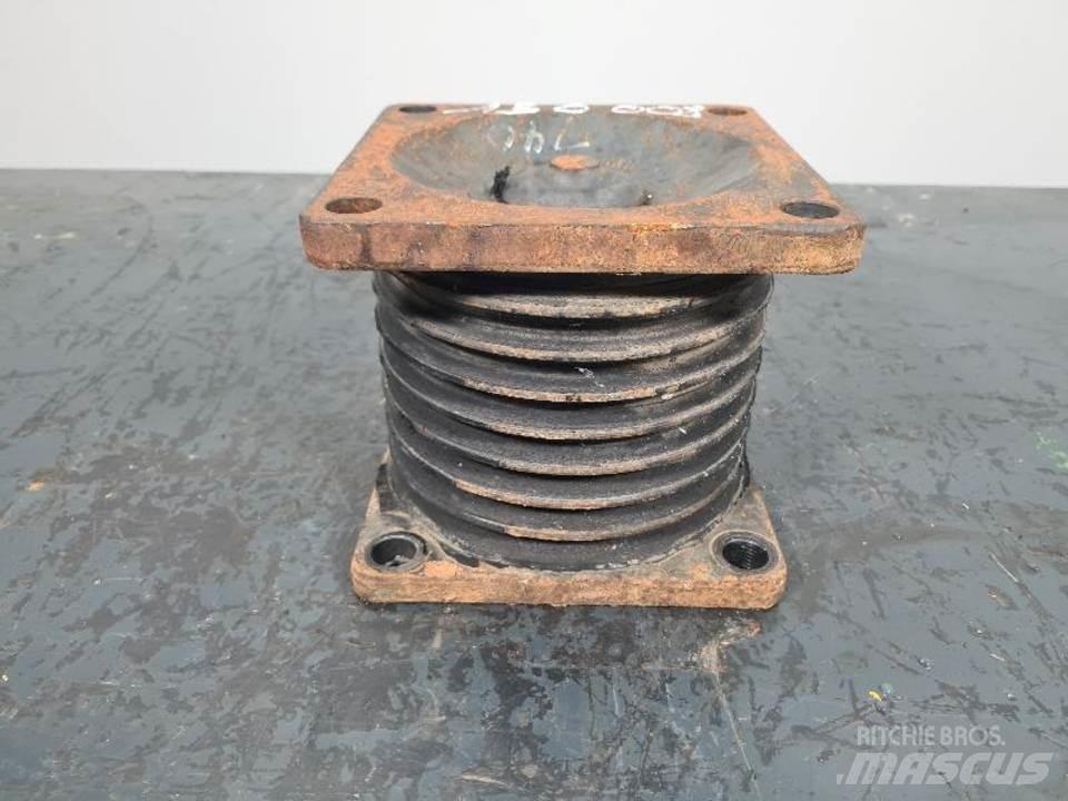 CAT 735 Transmission