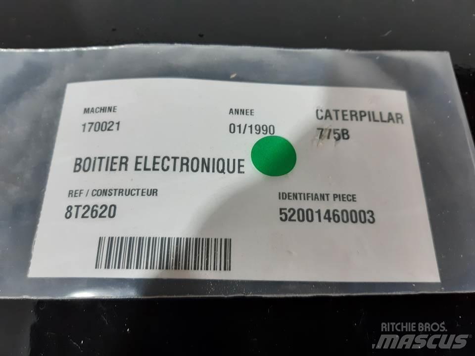 CAT 775B Cabine