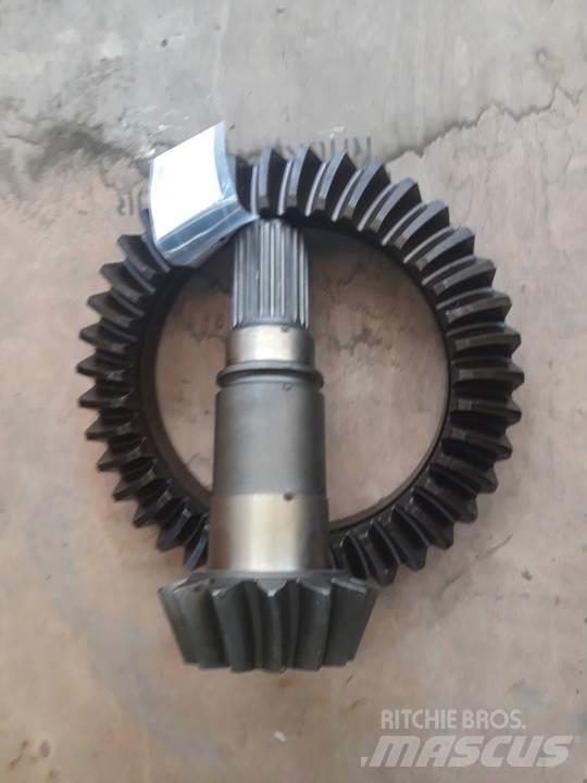 CAT 824B Transmission