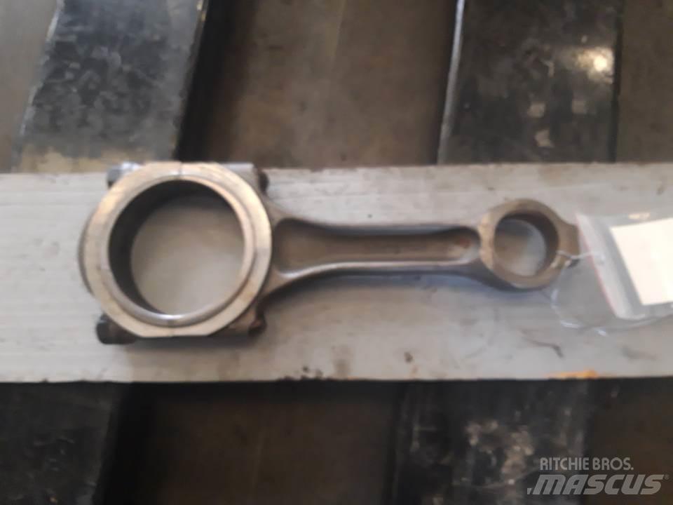 CAT 826C Moteur
