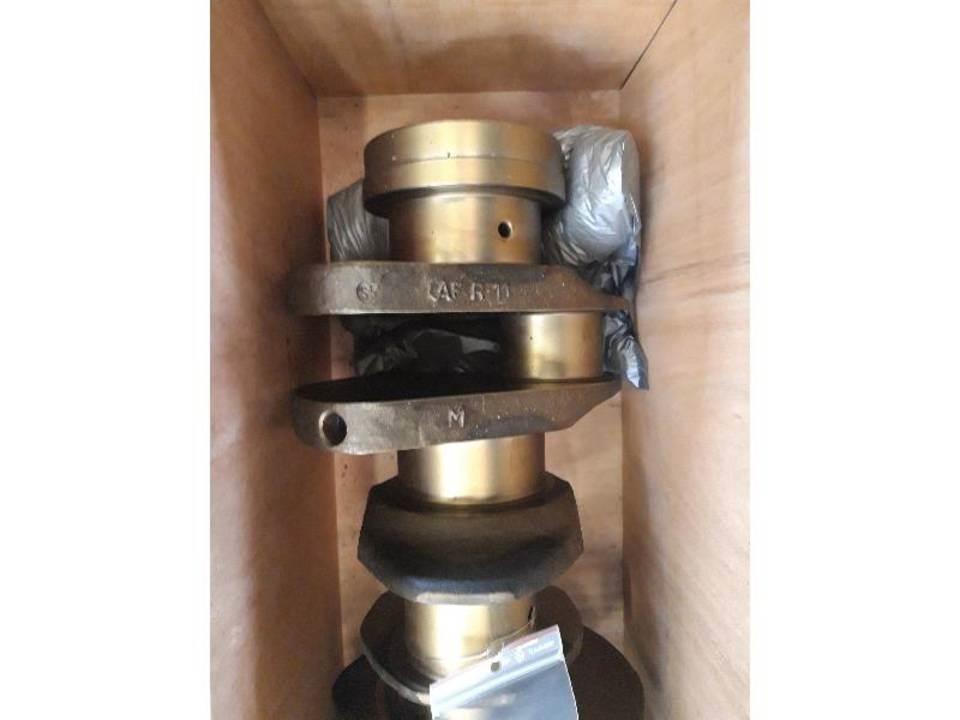 CAT 826G Moteur