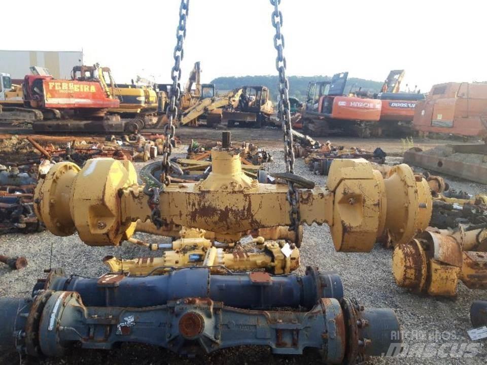 CAT 906H Transmission