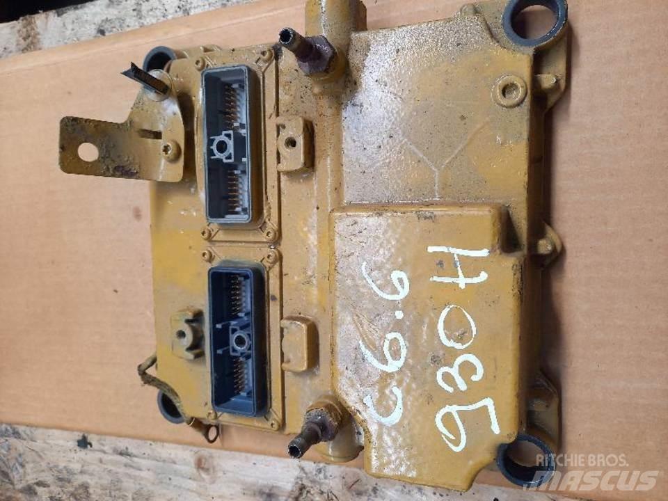 CAT 930H Cabine