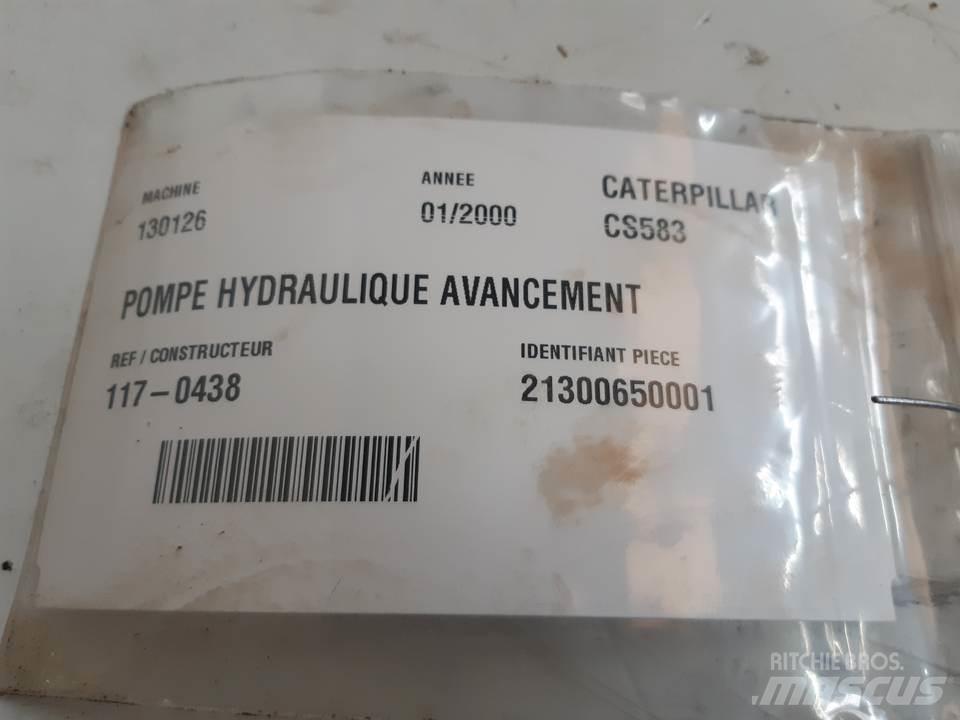 CAT CS583 Hydraulique