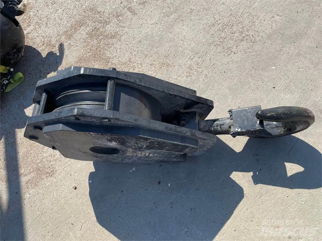Liebherr  Accessoires et pièces pour grue